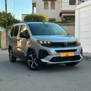 Peugeot Rifter 2026 vue avant