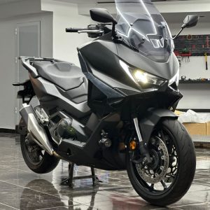 Honda Forza 750 2025 noir